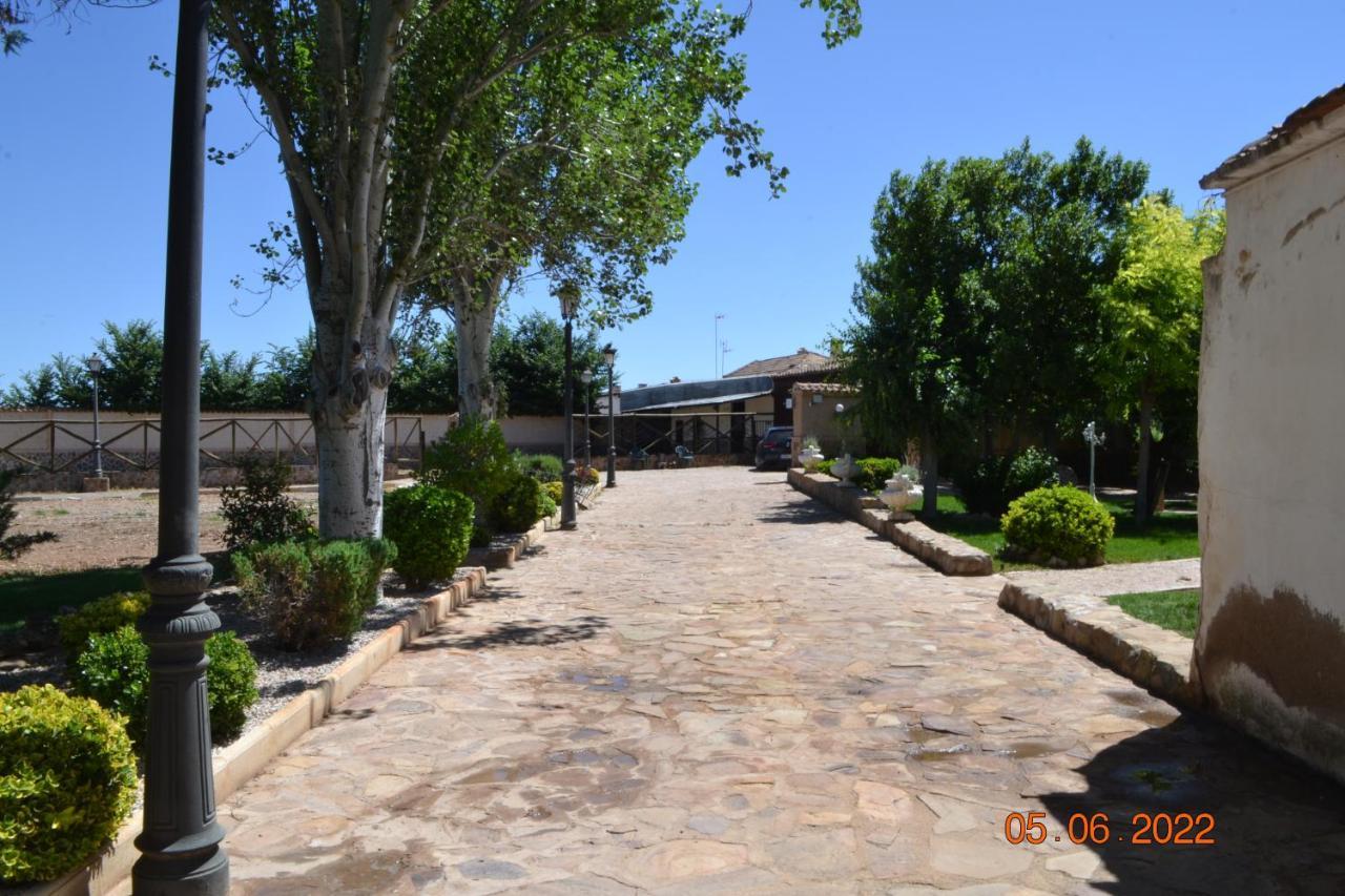 Casa Rural Villa Herrera Fernancaballero Extérieur photo